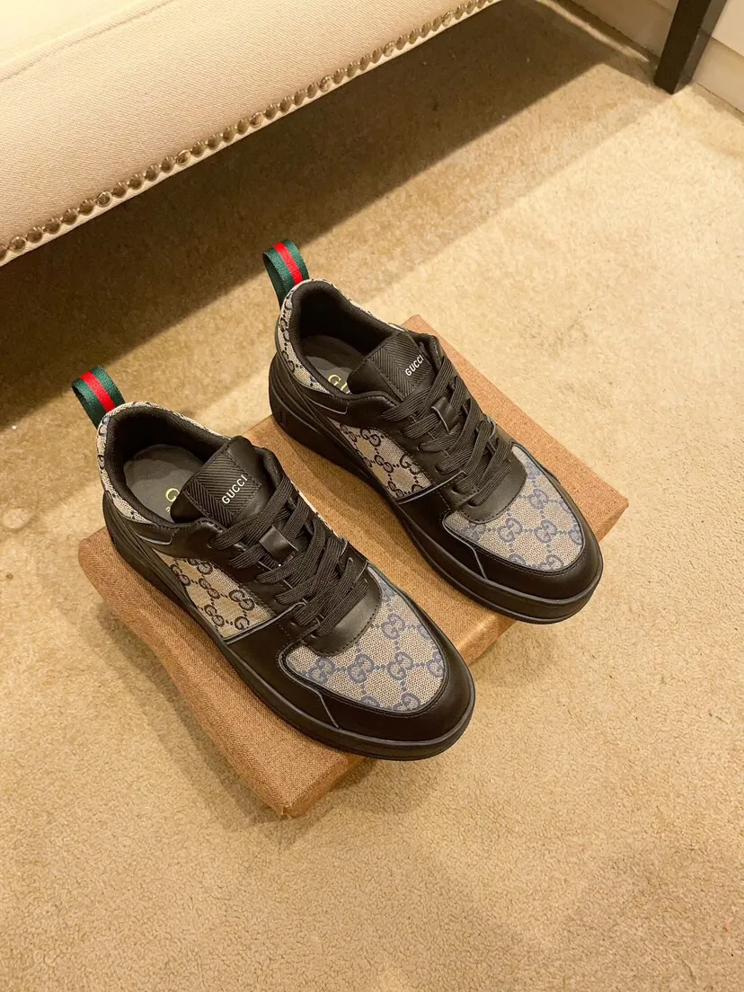 Factory price 440 [Gucci] Gucci's latest casual Korean-style men's shoes, new autumn and winter design, perfect workmanship, cabinet quality, upper: cowhide material, leather lining; soft and comfortable, rubber outsole ultra-light, wear-resistant, simple, versatile fashion men's shoes, color optional, size 38--44